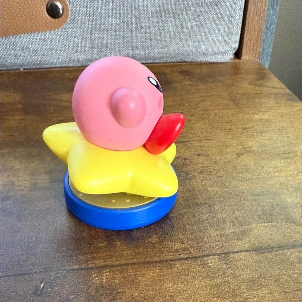 Nintendo Amiibo Kirby Figure - Picture 5 of 7